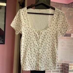 Old Navy White Floral Button-Front Tee